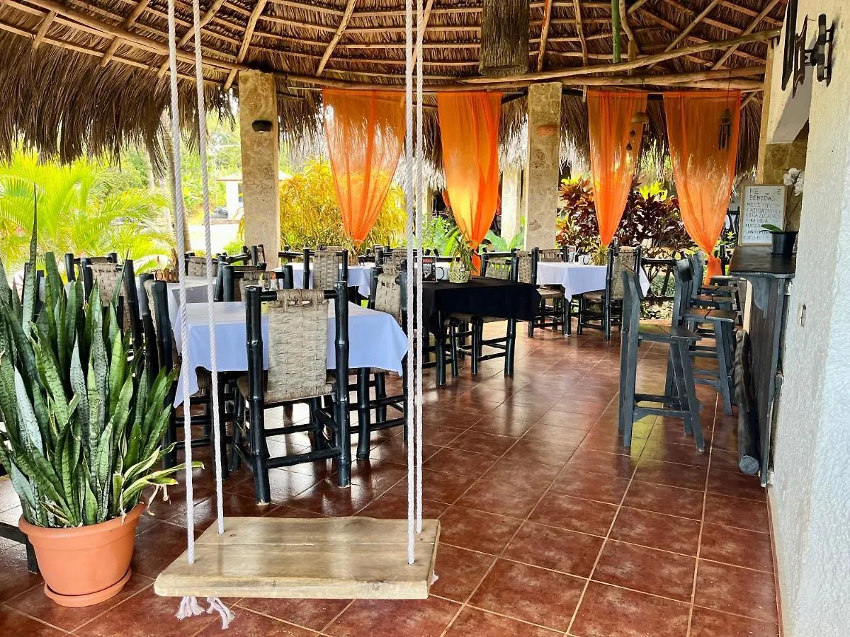 Hotel Rincon Rubi Las Galeras 2*,
