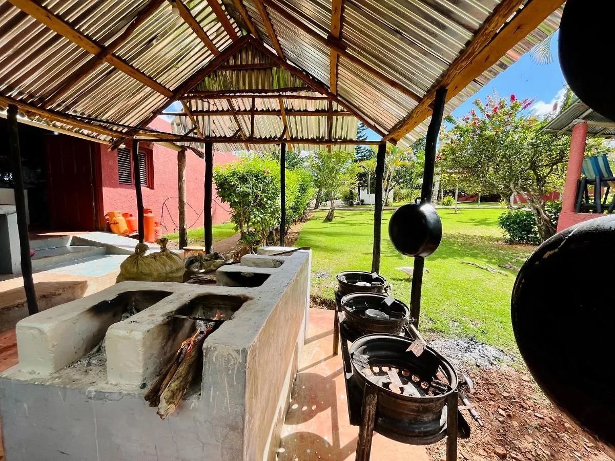 Hotel Rincon Rubi Las Galeras 2*,