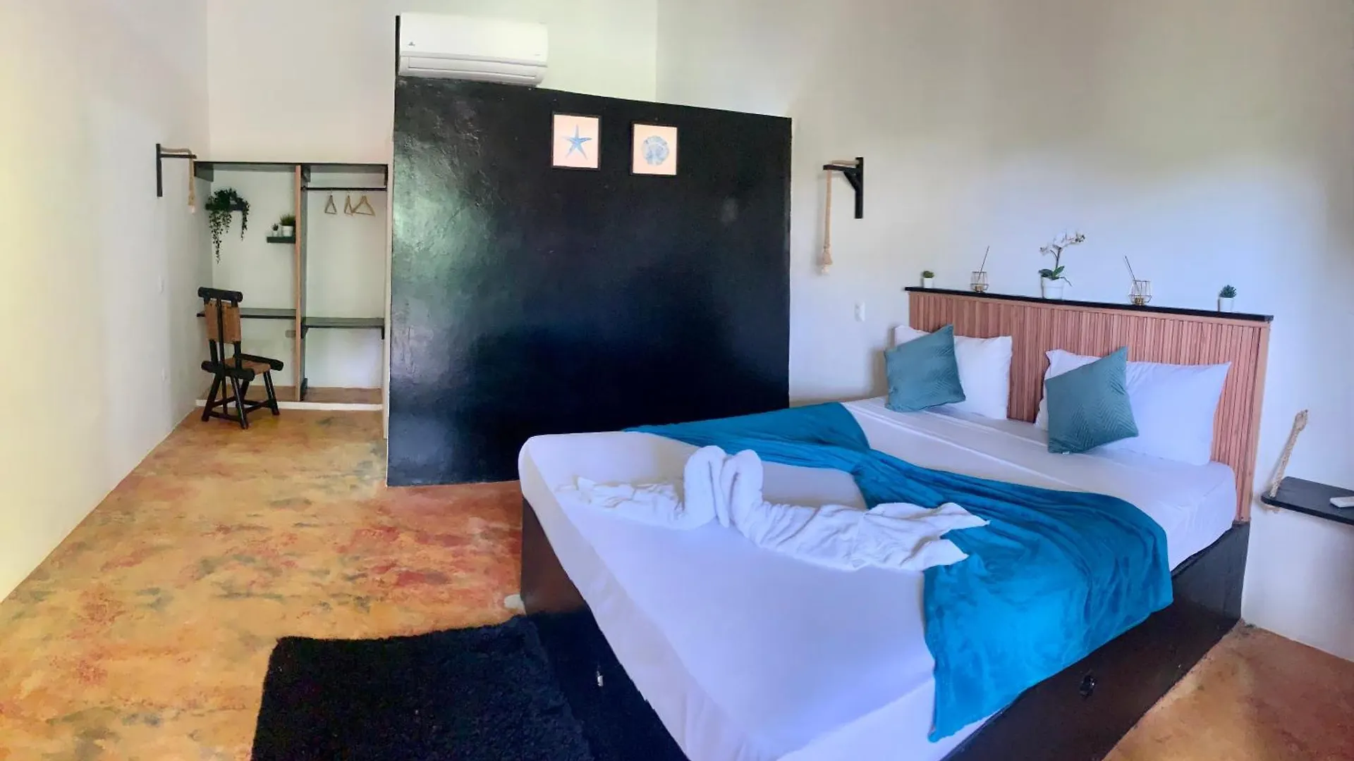Hotel Rincon Rubi Las Galeras 2*,